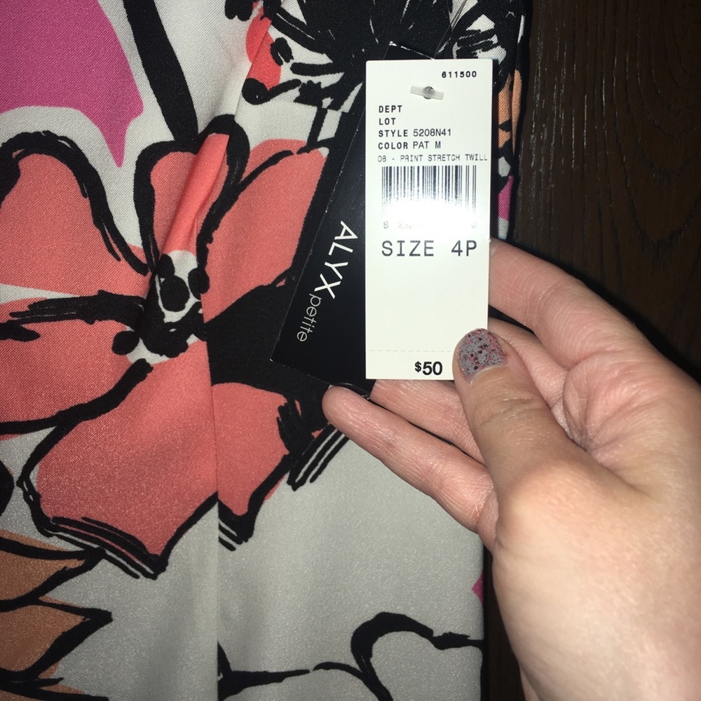 NWT Alyx size 4 petite floral dress.
